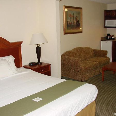 Holiday Inn Express Hotel & Suites Elkhart-South Exteriér fotografie
